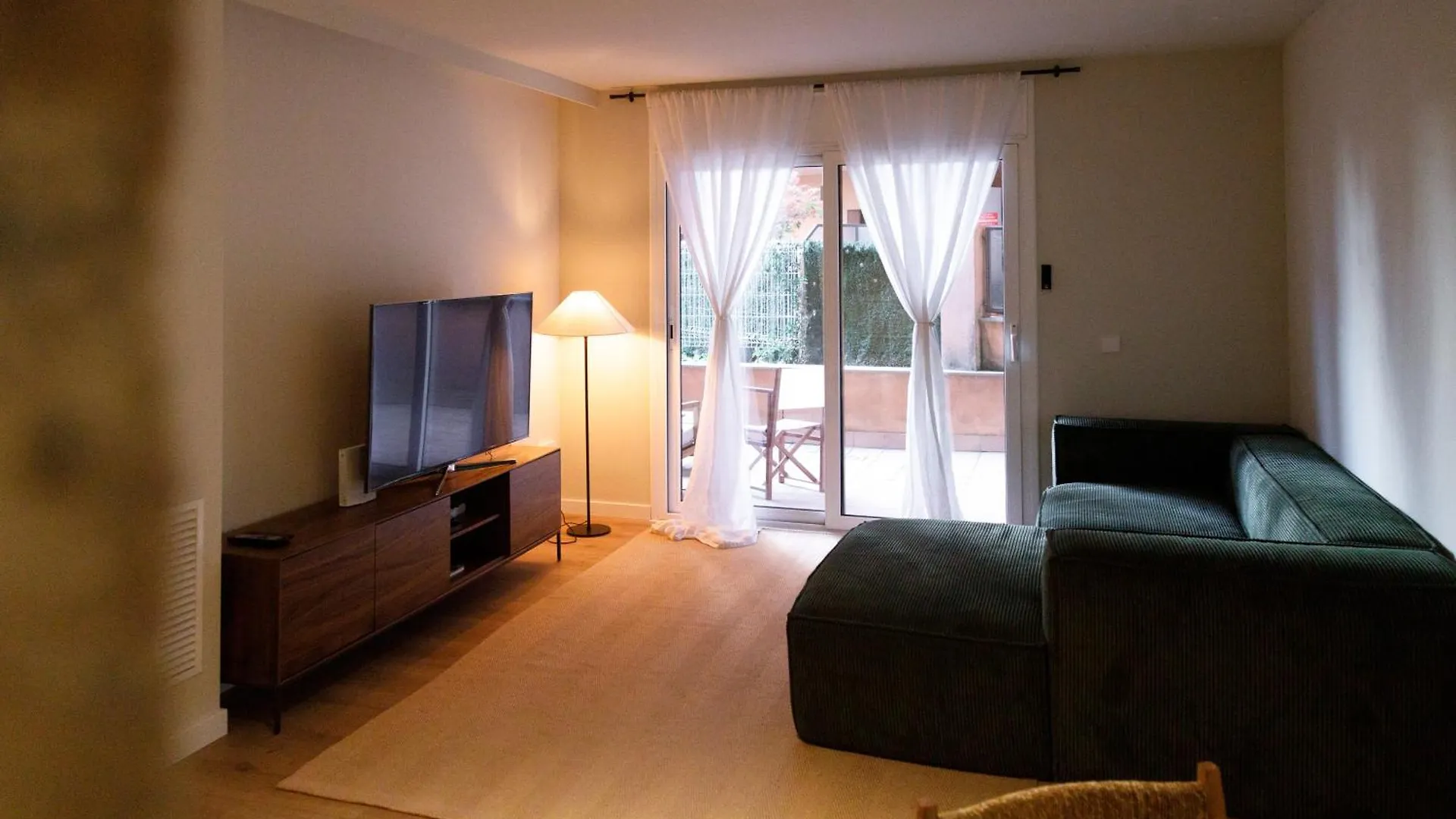 Bonastruc By Bon Dia Residences خيرونا