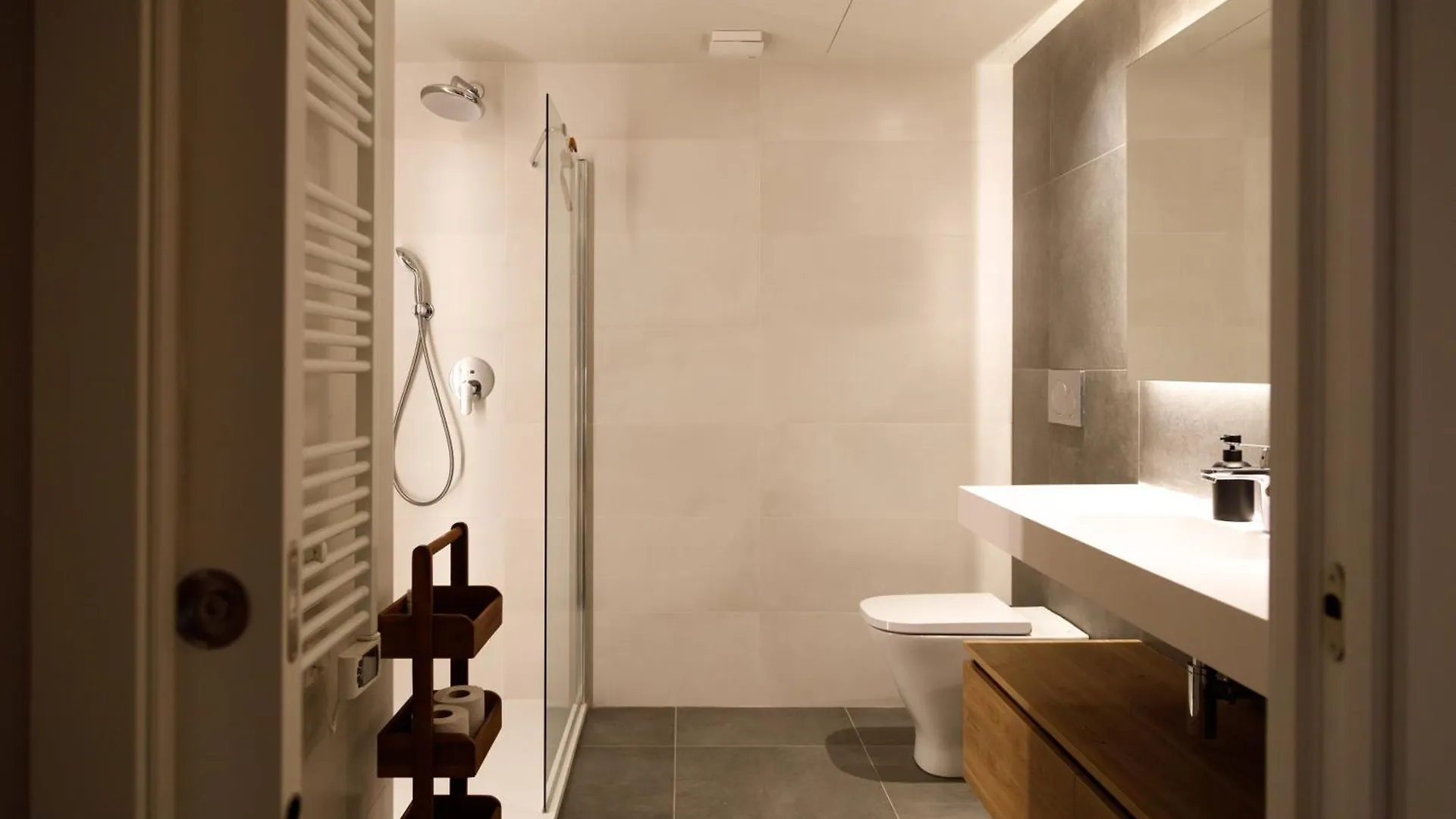 Bonastruc By Bon Dia Residences خيرونا